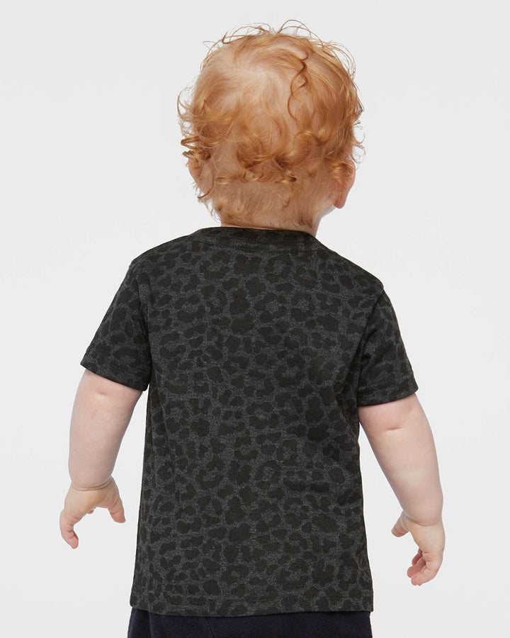 Black Leopard - Model Back 