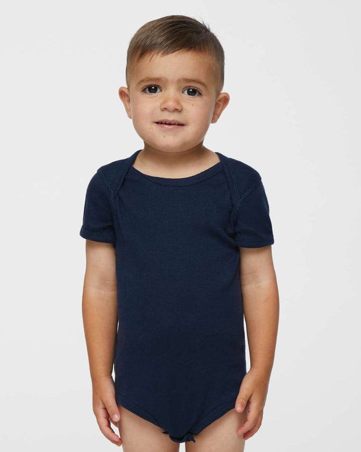 Navy - Model Front 