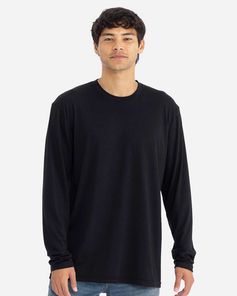 Black - Model Front 