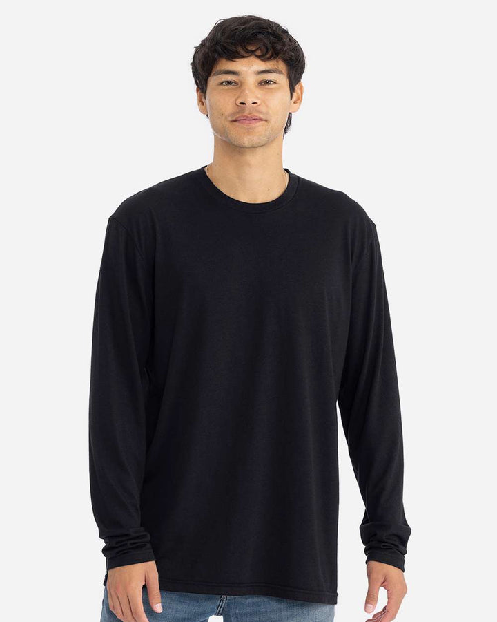 Black - Model Front 