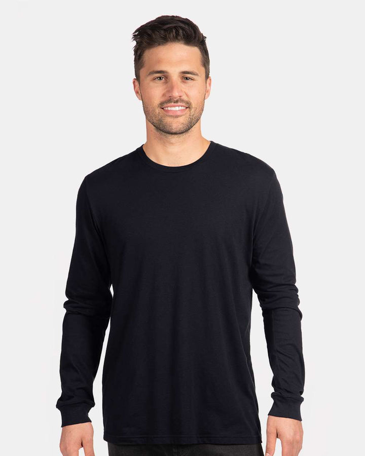 Black - Model Front 