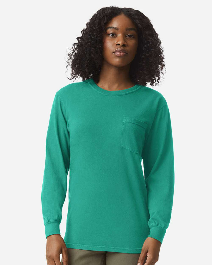 Island Green - Model Front 