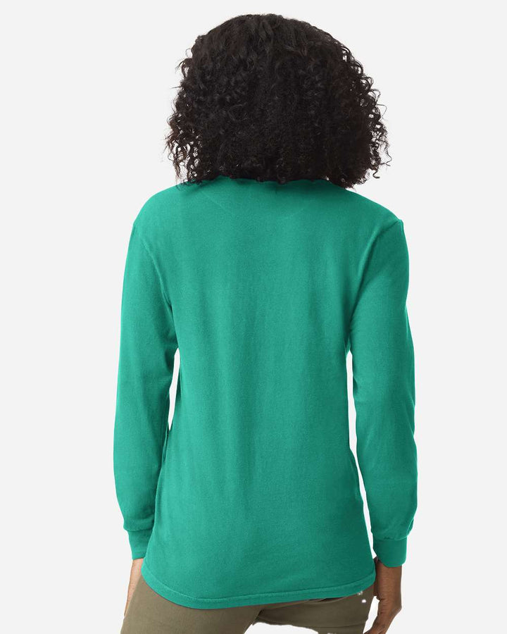 Island Green - Model Back 