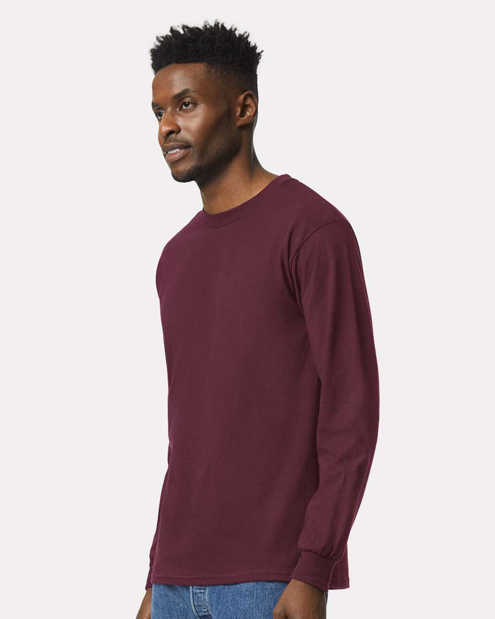 Maroon - Model Side 