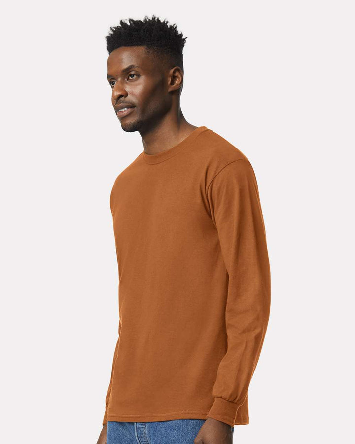 Texas Orange - Model Side 