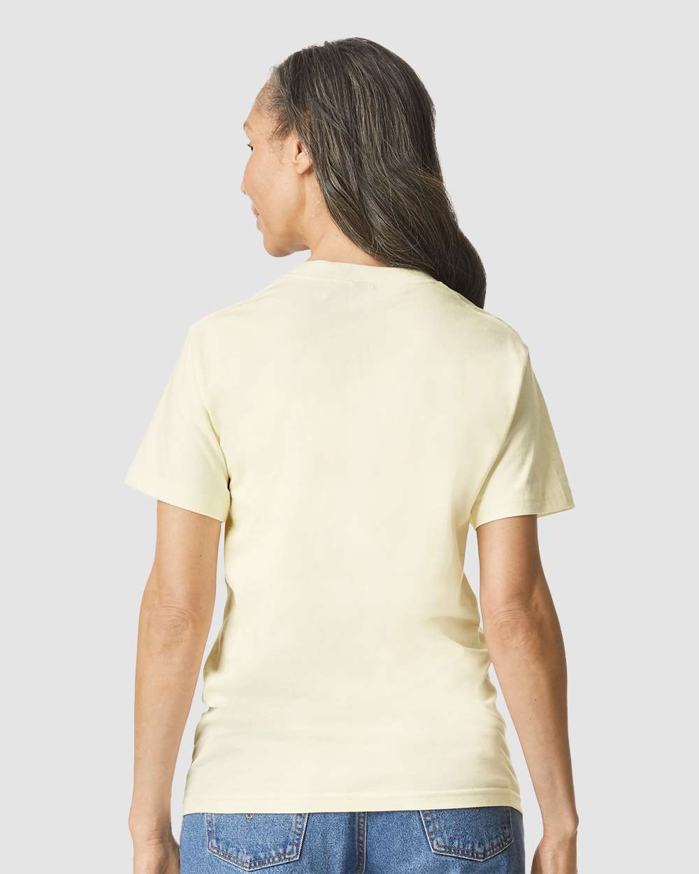 Off White - Model Back 