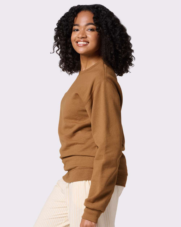 Golden Pecan - Model Side 
