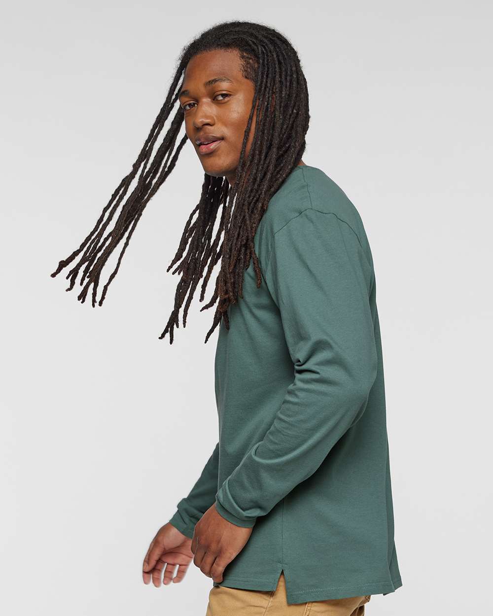 Basil - Model Side 