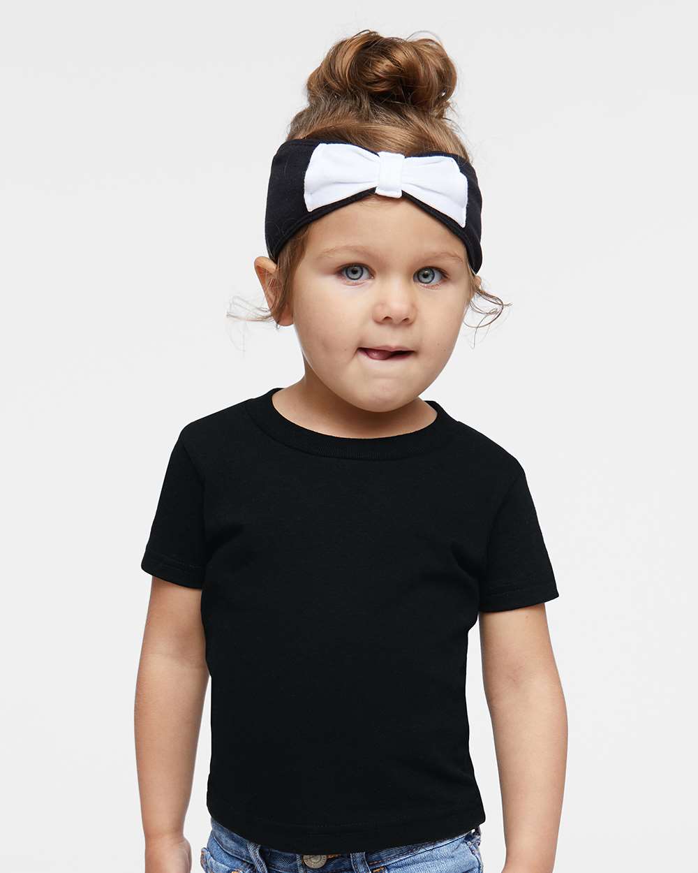 Black - Model Front 