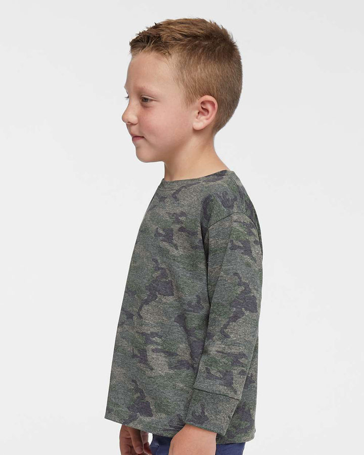 Vintage Camo - Model Side 