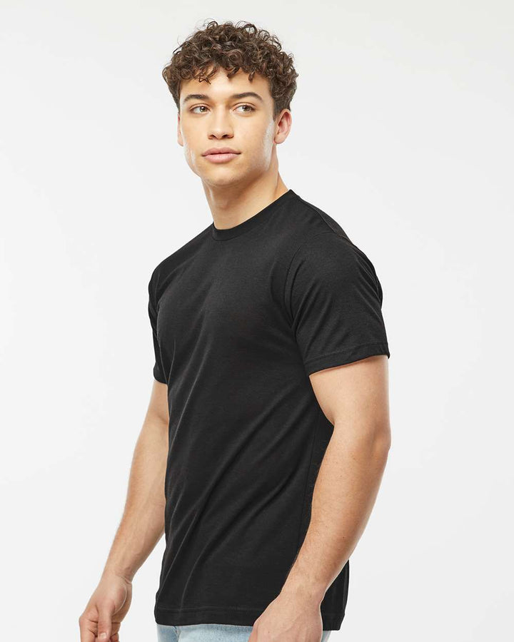 Black - Model Side 