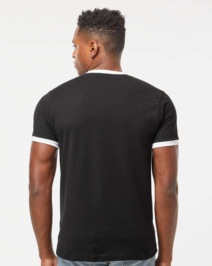 Black/ White - Model Back 