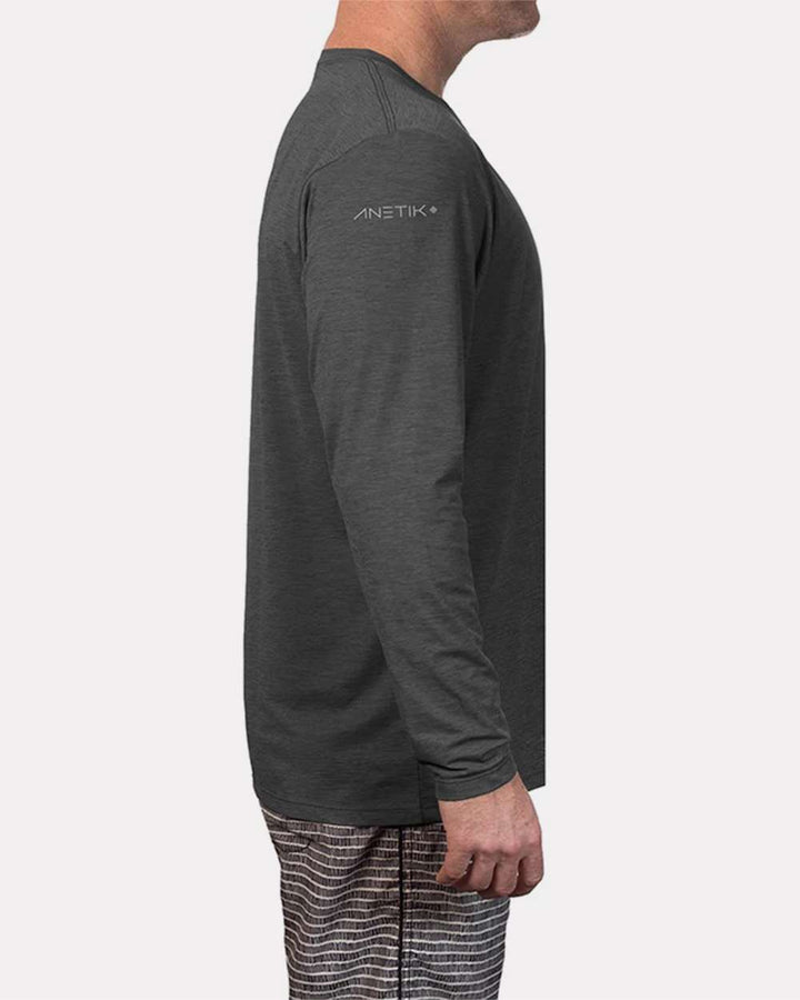 Charcoal Heathered - Model Side 